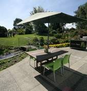 Outdoor Dining Area with Mobile Bar