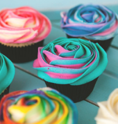 Some of our gorgeous rose decorated cupcakes!