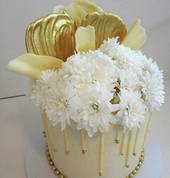 White Chocolate & Gold Drip Cake