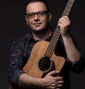 Andrew Healey: Singer & Guitarist Birkenhead (0626) Bands 2_small