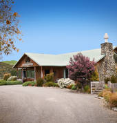 Beautiful Makoura Lodge