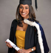 ‘On-the-Spot’ Graduate Portraiture