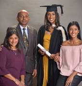 ‘On-the-Spot’ Graduate Portraiture