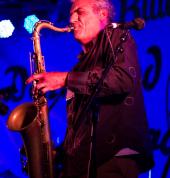 Stevie Rice Entertainments Port Chalmers (9023) Wedding Music & Entertainment 1_small