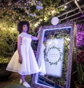 Selfie Mirror photo booth wedding auckland