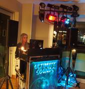 Dj Frosty dj-ing for Ultimatesounds at a wedding