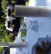 Intimate white & Gold summer wedding